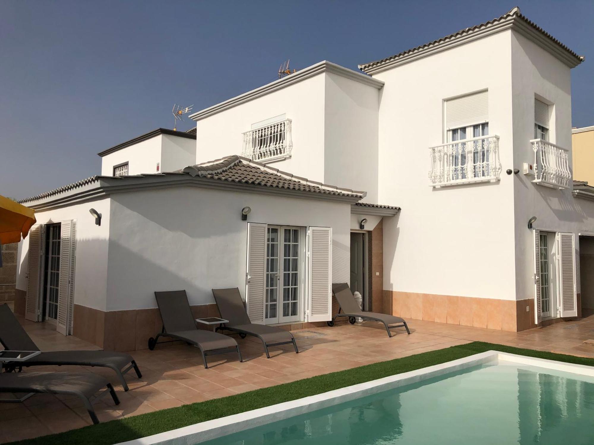 Villa Vanesa Luxury Private Villa With A Heated Pool, 4 Bedrooms And 4 Bathrooms Costa Adeje  Luaran gambar