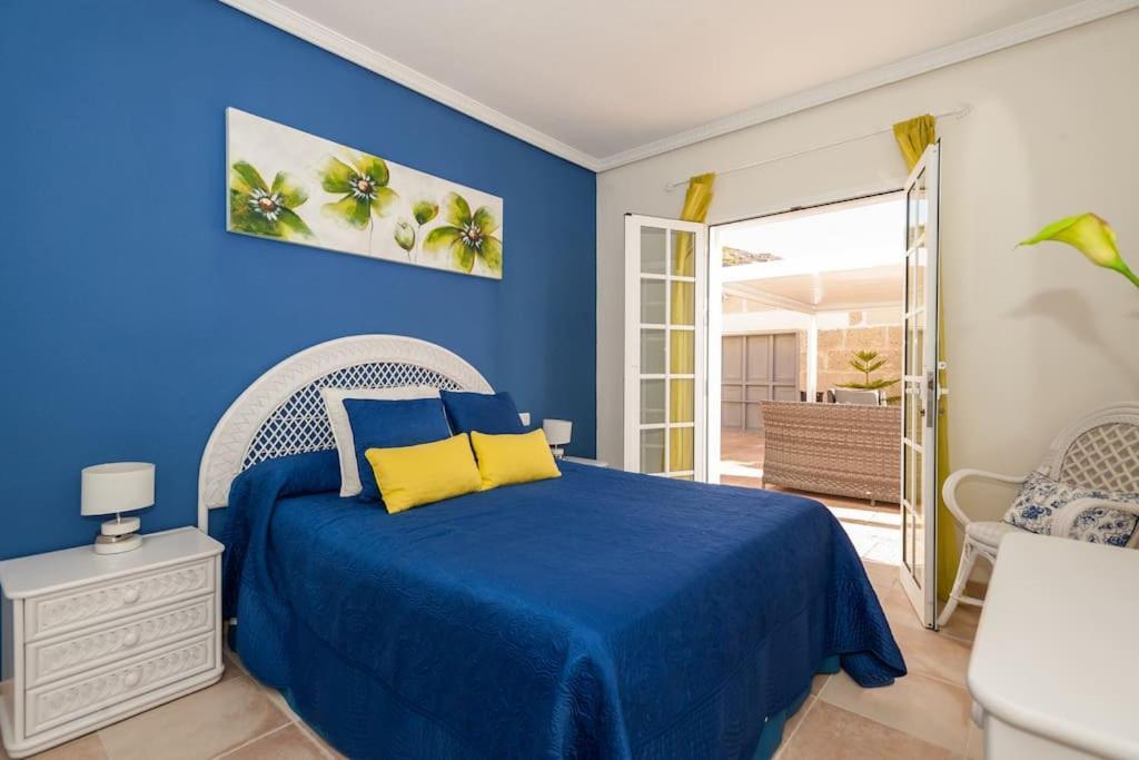 Villa Vanesa Luxury Private Villa With A Heated Pool, 4 Bedrooms And 4 Bathrooms Costa Adeje  Luaran gambar